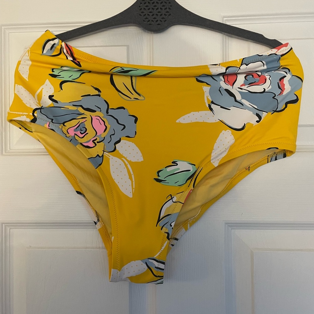 NWOT Everyday Sunday high waisted swim bottoms